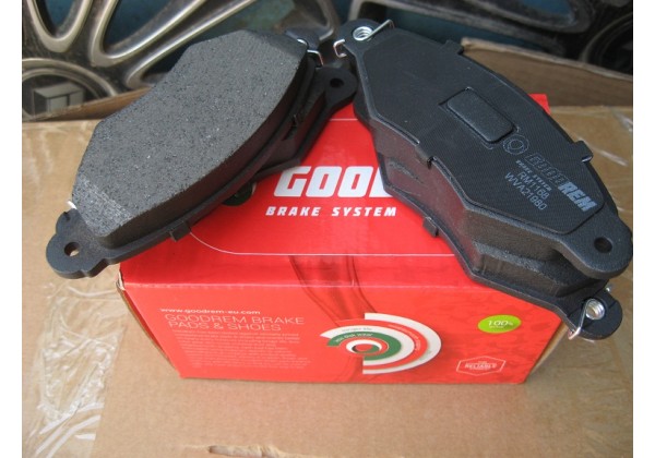 колодки гальмівні Renault Kangoo, Peugeot 206, 306, Citroen Xsara, BOSCH, 7701205513, 172 082, 425 166